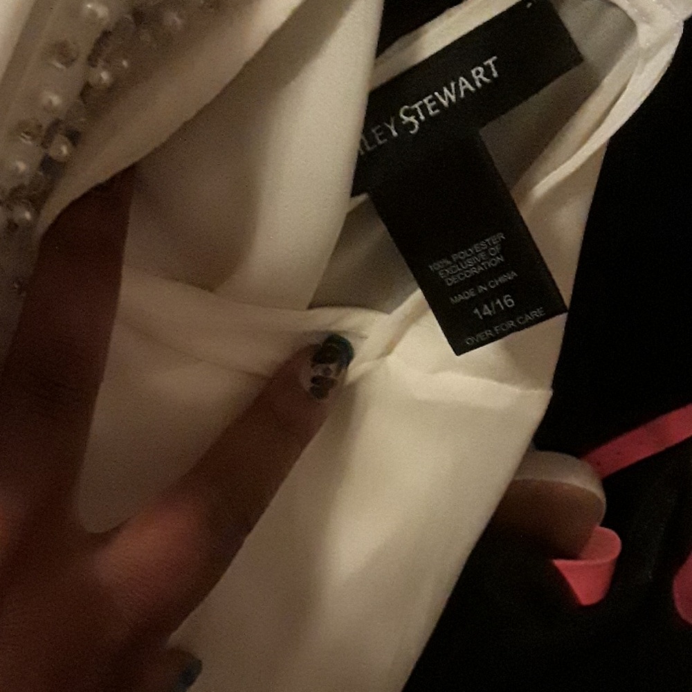 All white no stains worn once